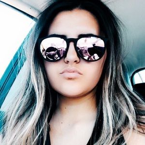 Meet your Posher, Marissa